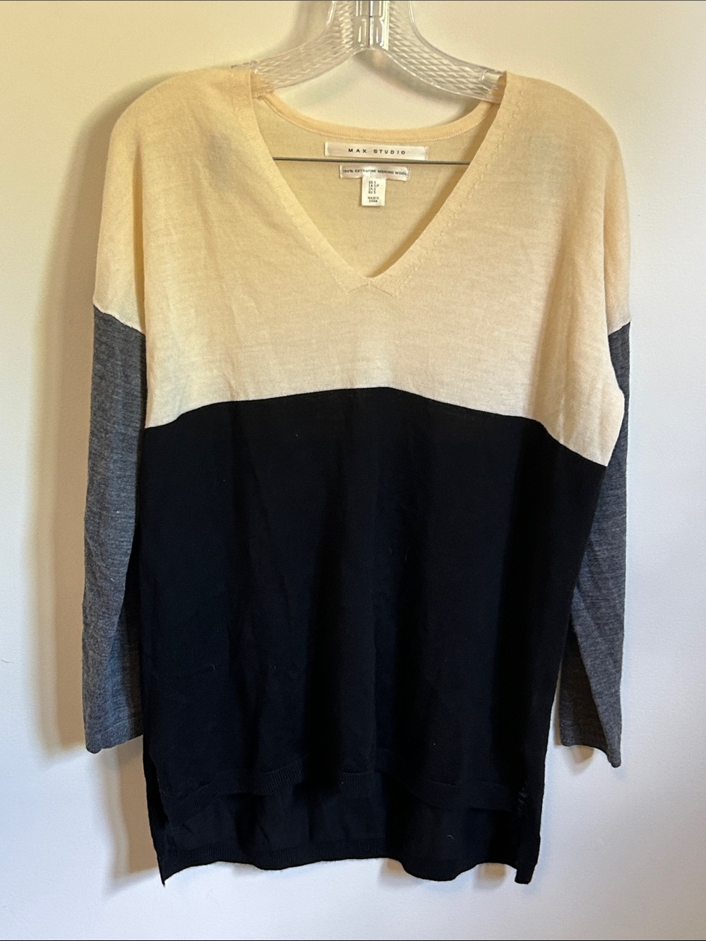 Max Studio Colorblock V-Neck Sweater in Cream, Black & Gray